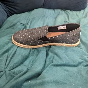 NIB Tom's Redondo Espadrille Slip on - Black and white dots 7.5